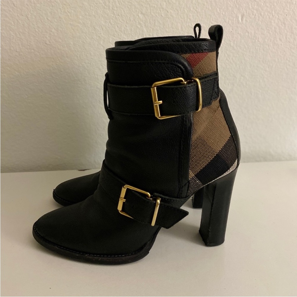 Authentic burberry boots